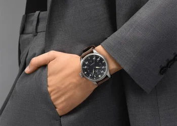 IWC Schaffhausen Watch users word of mouth: a symbol of luxury or a flashy gimmick?
