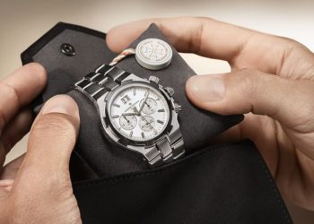 Vacheron Constantin vs. Jaeger-LeCoultre: Which Brand Leads in Craftsmanship and Watchmaking Technology?