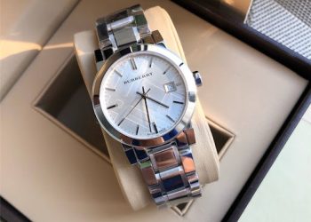 How Have Burberry Watches Shaped the Intersection of Fashion and Functionality?