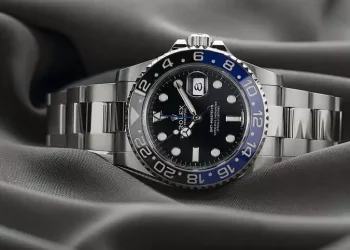 What Are the Hidden Dangers of DIY Watch Repairs?