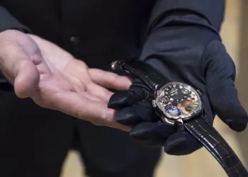 How Important Is Regular Maintenance for Mechanical Watches?