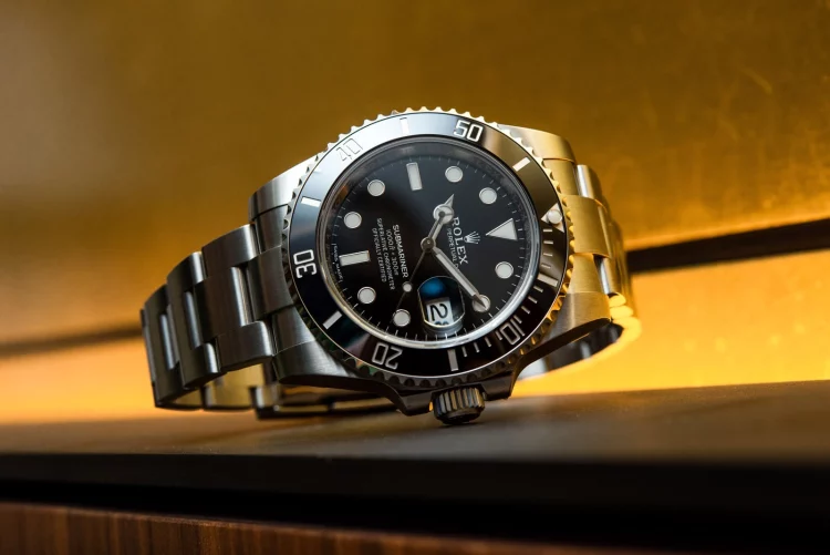 How Did Dive Watches Evolve from Military Tools to Luxury Icons?
