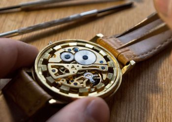 How Can You Prevent Your Watch from Losing Time?