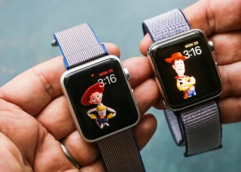 How Has the Apple Watch Shaped Modern Culture and What is Its Influence on Society, Fashion, and Technology?