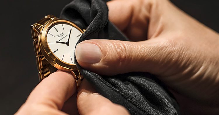 How to Determine When a Watch Needs a Comprehensive Checkup and Maintenance