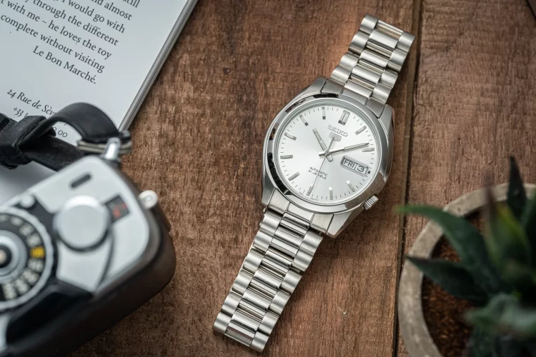 The ‘Boring’ Watch That’s Secretly a Cult Obsession—Why Are Collectors Hoarding It?