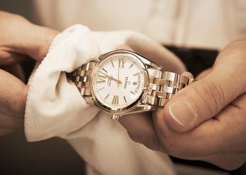 How to Ensure the Long-Term Accuracy and Stability of Mechanical Watches