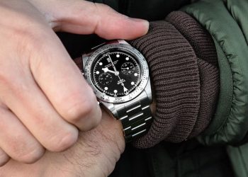 Does the Functionality of This New Watch Truly Meet Consumer Needs?