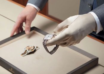 How Does the Brand’s Historical Legacy Influence Modern Watch Design and Innovation?