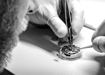 How to Determine When Your Watch Needs Repair or Maintenance?