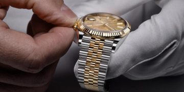 How to Avoid Unnecessary Damage to Your Watch in Daily Wear?