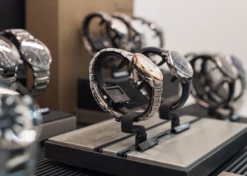 Can Watch Brands Balance Heritage and Innovation in the Market?