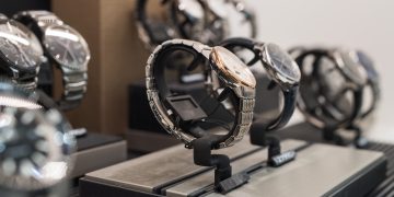 Can Watch Brands Balance Heritage and Innovation in the Market?