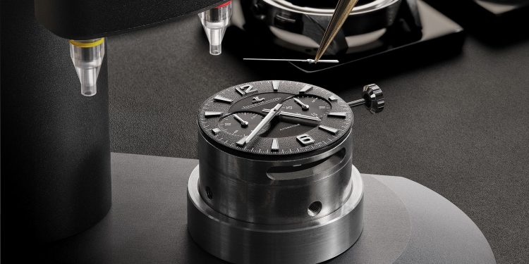 How Does Water Resistance Deteriorate Without You Noticing?