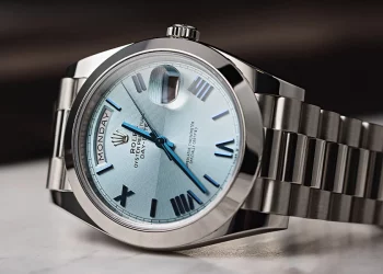 How a $3 Fridge Magnet Can Destroy Your $50,000 Watch’s Accuracy