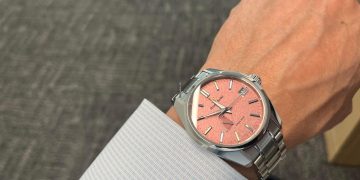 Why Are Dress Watches Making a Comeback in the Smartwatch Era?