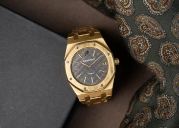 From Foundation to Innovation: Which Watch Brands’ Historical Evolution Has Profoundly Impacted Today’s Watchmaking Standards?